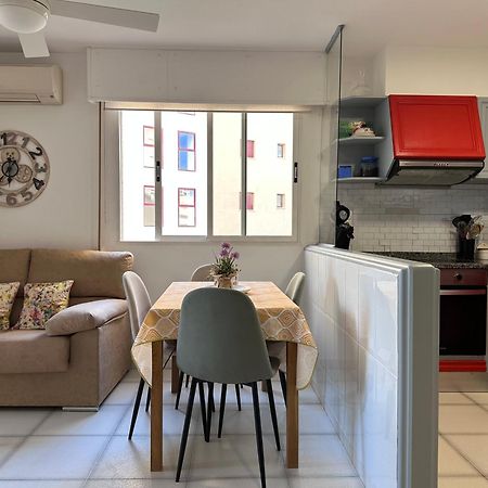 Apartment On The Beach With Parking And Pool Calpe Exterior foto
